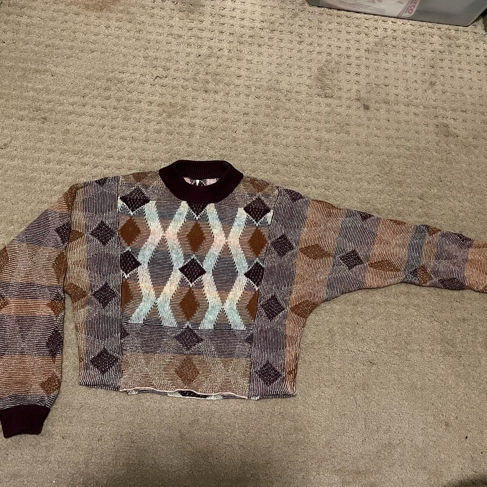 Free People multi colored patterned sweater with burgundy edges-M